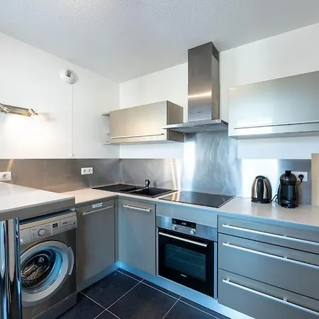 Apartment Sud De Grenoble: T2 Lumineux - Wifi Fibre - Balcon