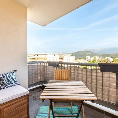 Apartment Sud De Grenoble: T2 Lumineux - Wifi Fibre - Balcon *